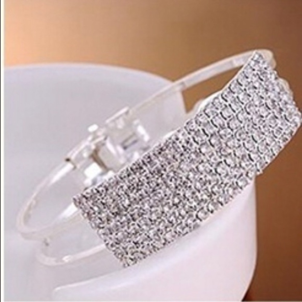 Crystal Rhinestone Charm Style Bangle Bracelet - Picture 7 of 7